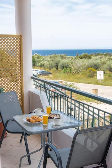 Spiros House Apartment Svoronata Exterior photo